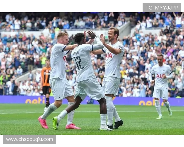 免费下载NBA斗球直播app，第一时间观看全球NBA比赛高清直播不再错过任何精彩瞬间